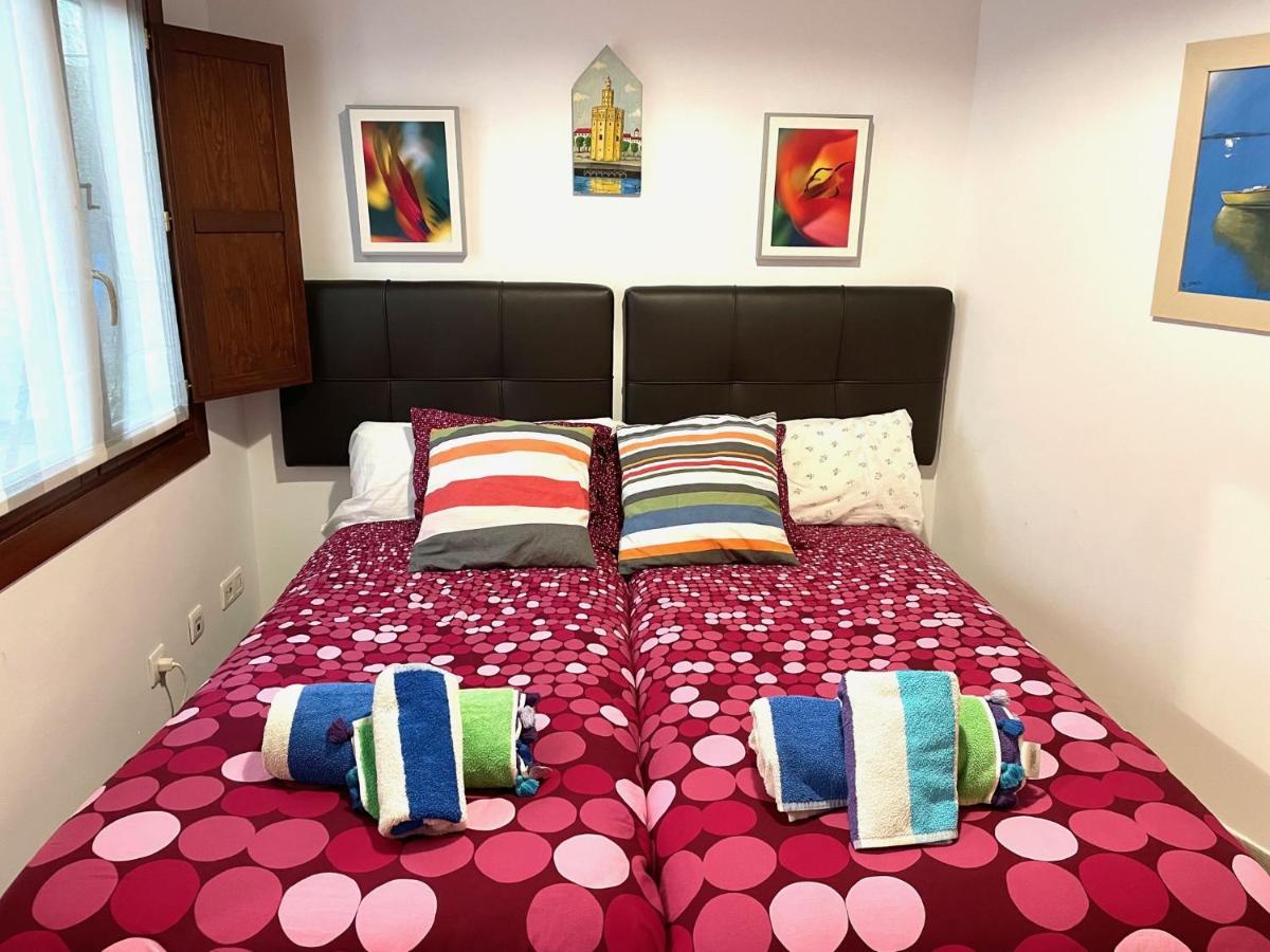 Apartamento Centro Plaza Salvador, Wifi Free& Parking Opcional Sevilla Bagian luar foto