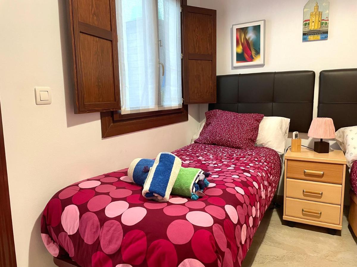 Apartamento Centro Plaza Salvador, Wifi Free& Parking Opcional Sevilla Bagian luar foto